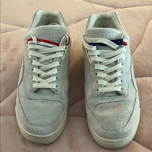 Mens Puma Gray Sneakers with Red and Blue Accents